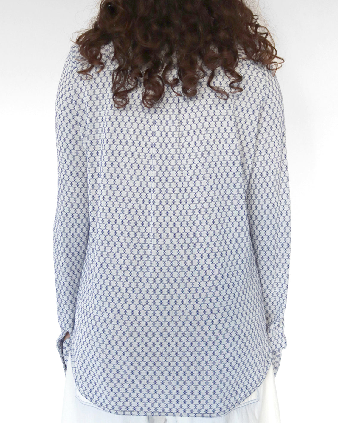 shirt in blue patterned knit