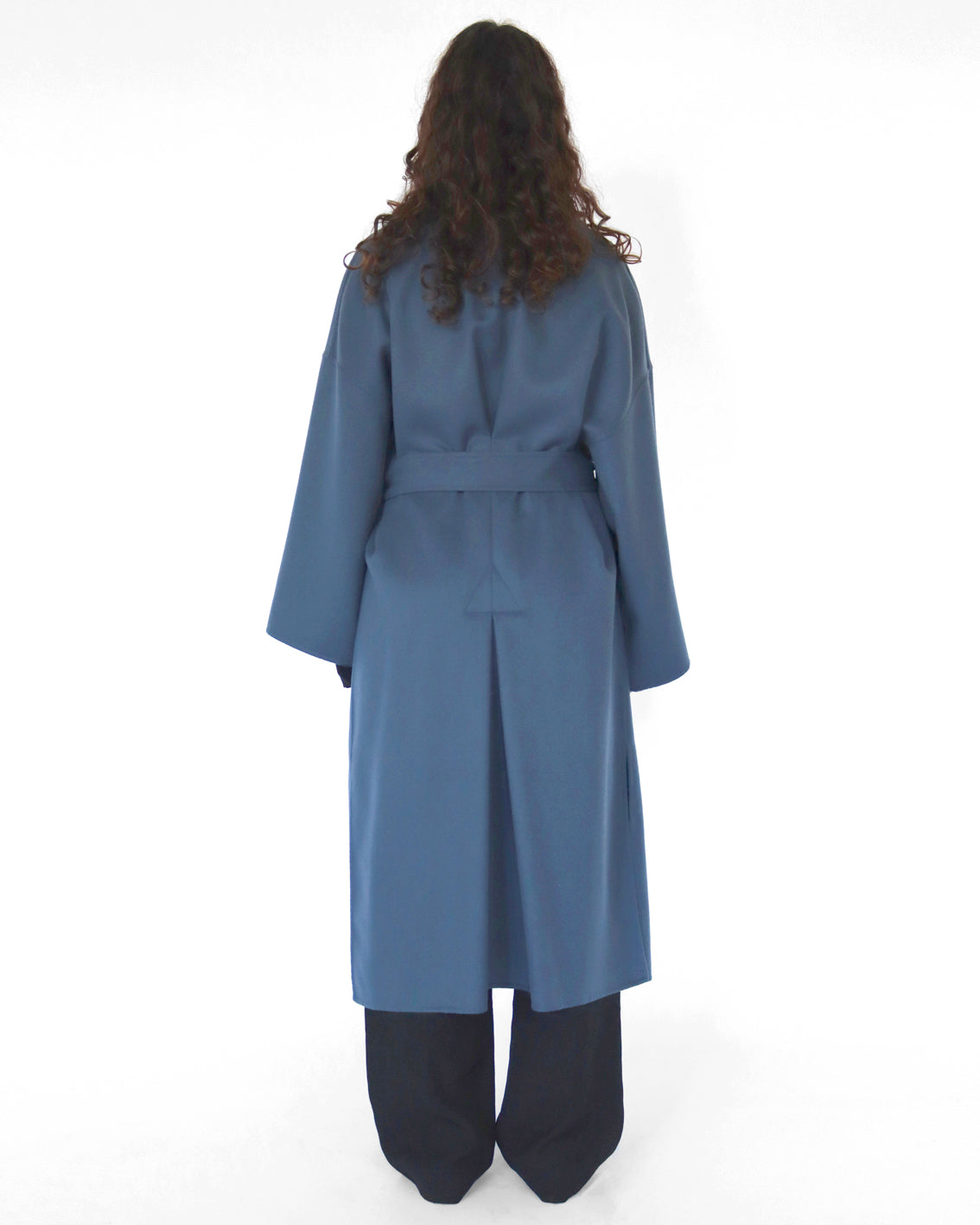 oversized belted robe coat in blue wool cashmere