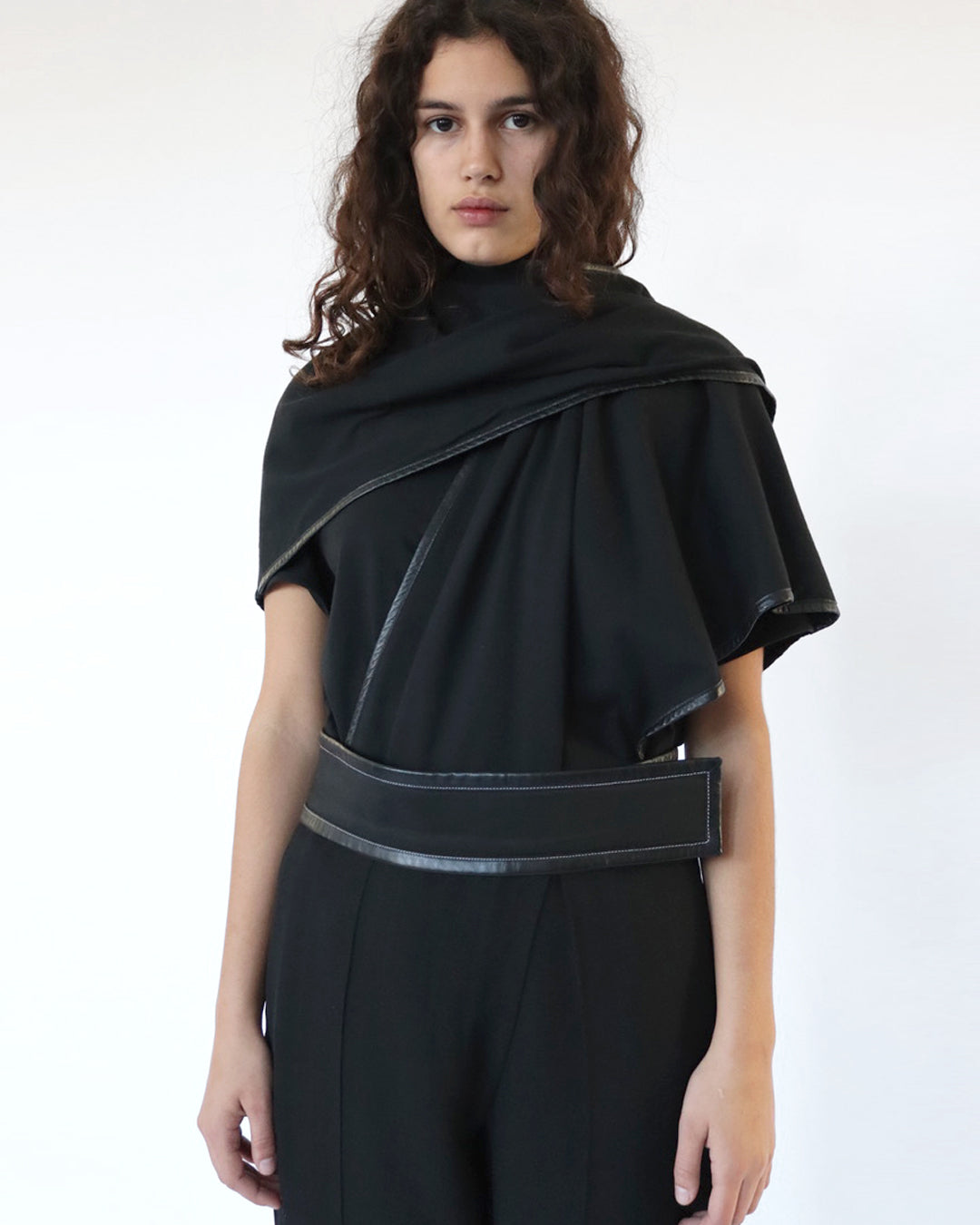 Resort 2018 scarf top in black cotton with leather trim