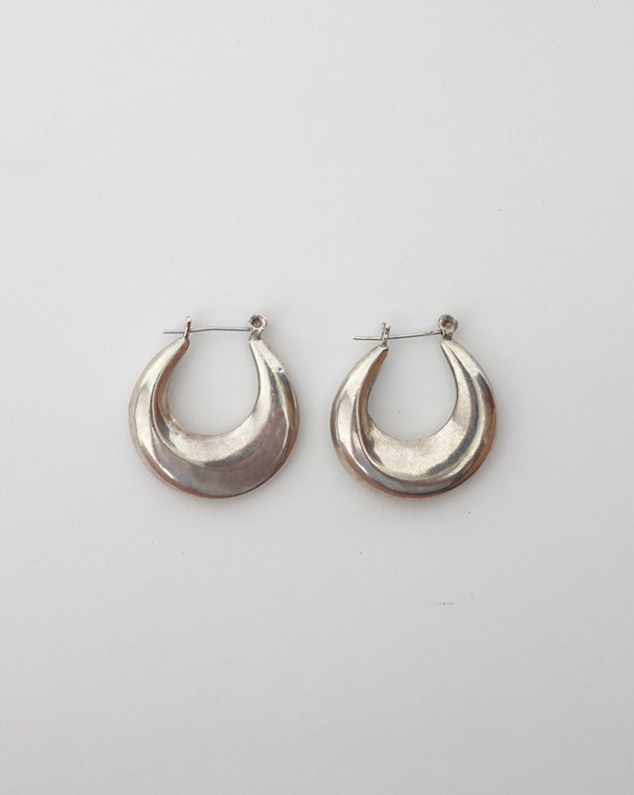 COWBELL HOOP EARRING IN STERLING SILVER