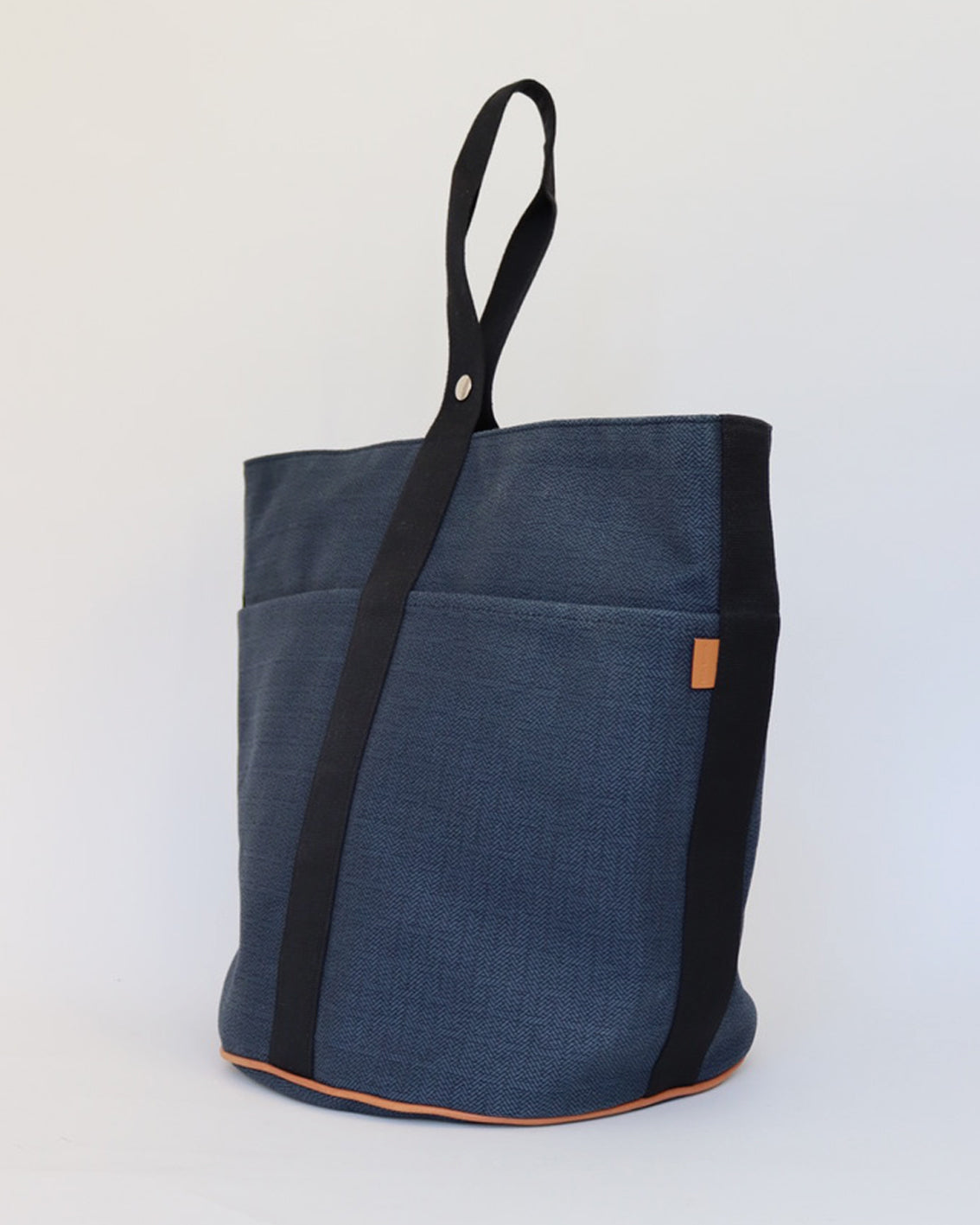 Saxo MM in navy Monogram Canvas with black strap.