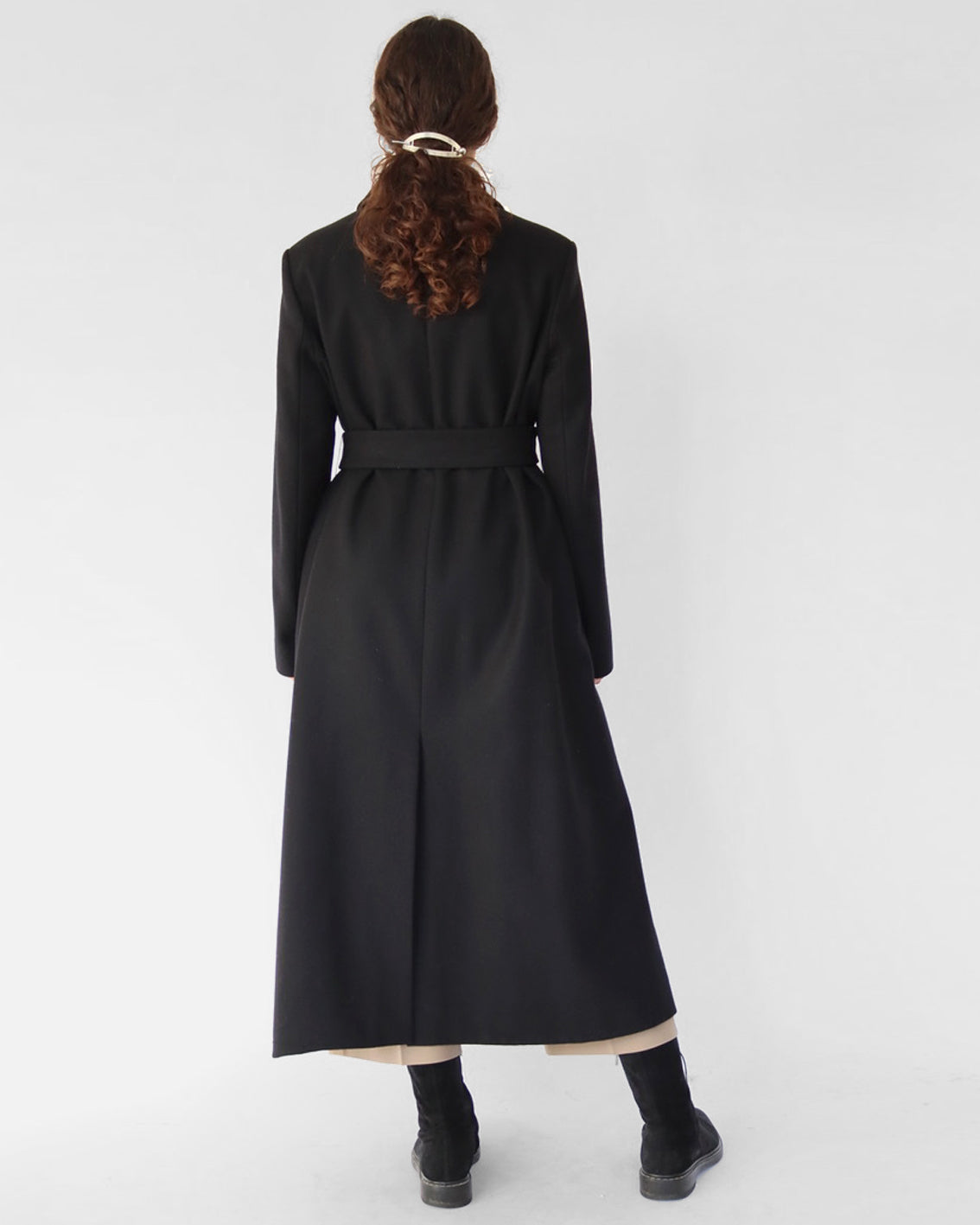 'TOOMANA’ belted coat in BLACK WOOL / CASHMERE