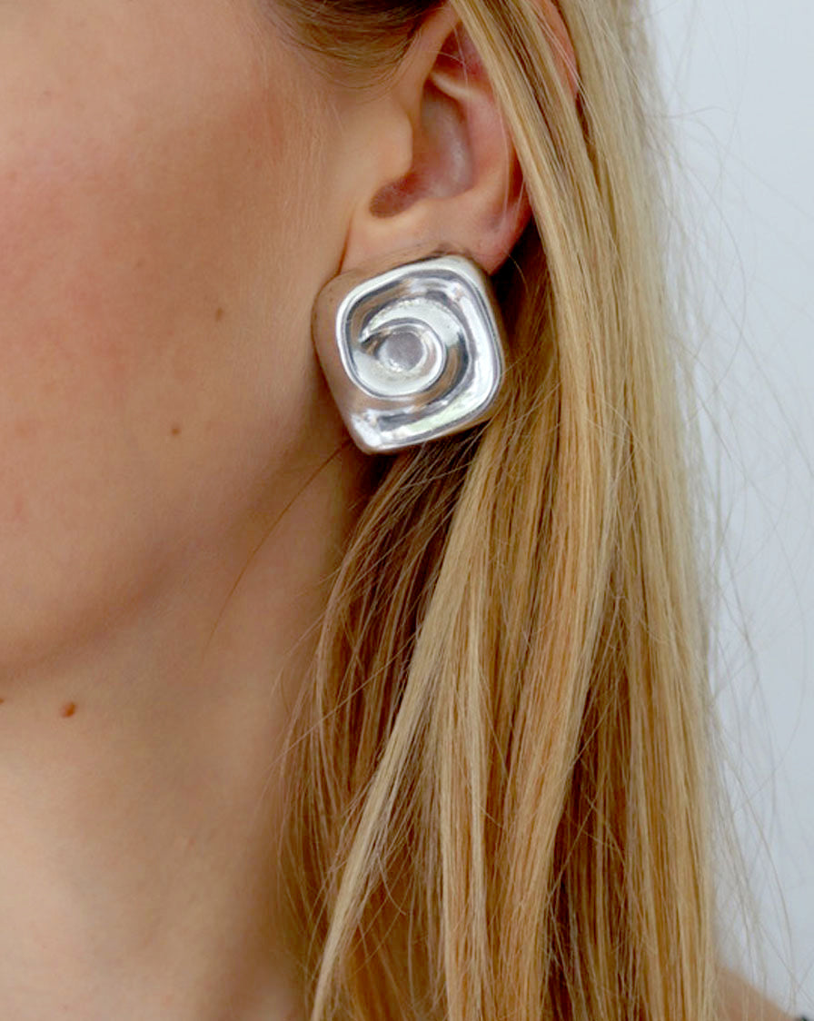 spiral square clip on earrings IN STERLING SILVER