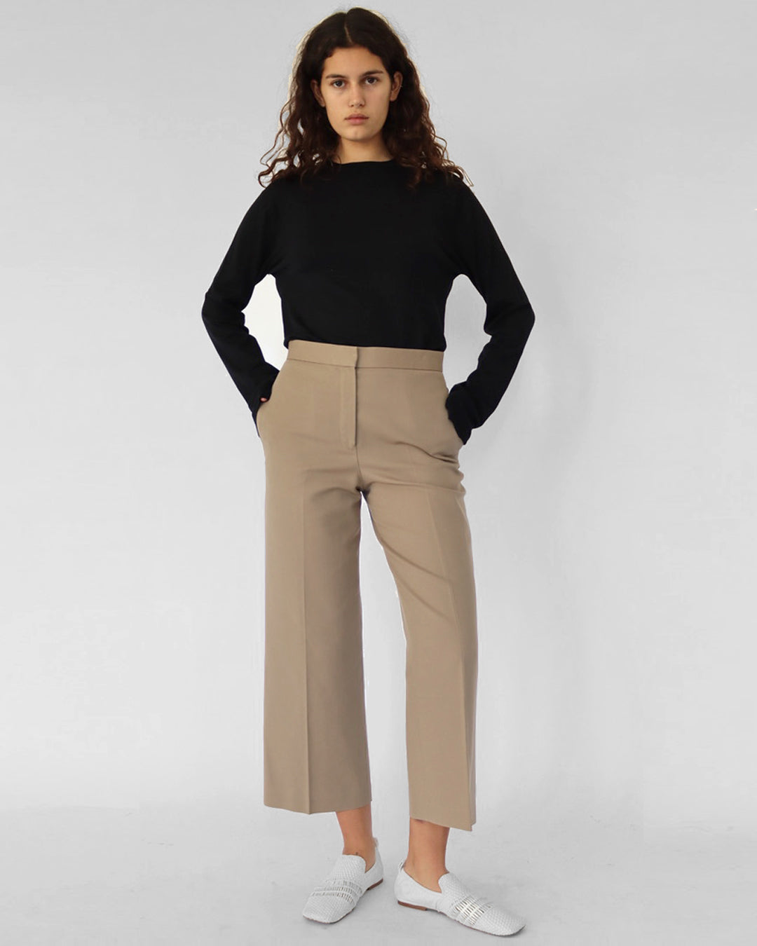 straight trousers in beige stretch cotton