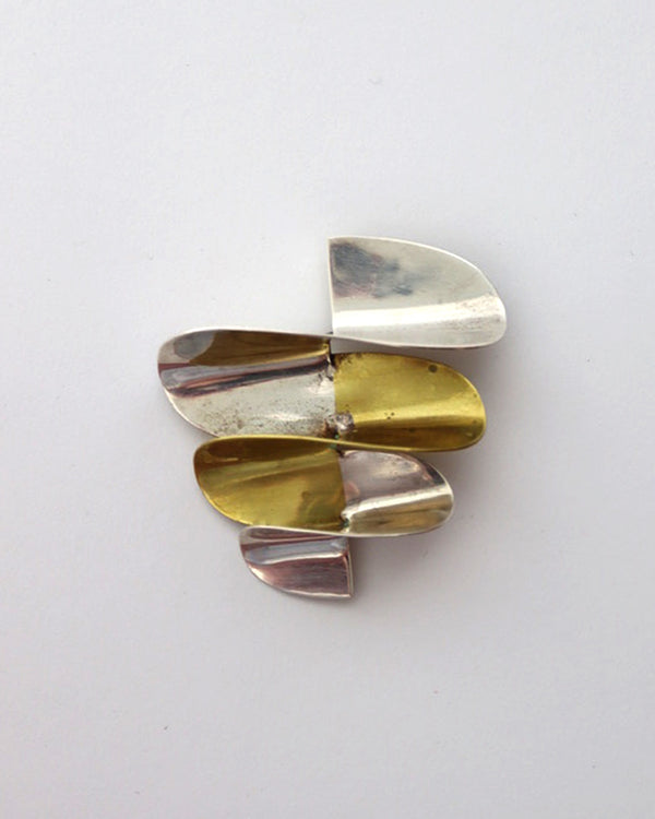 collage wave brooch in STERLING SILVER AND BRASS