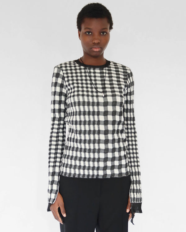 TEXTURED CHECK SWEATER IN BLACK AND WHITE KNIT