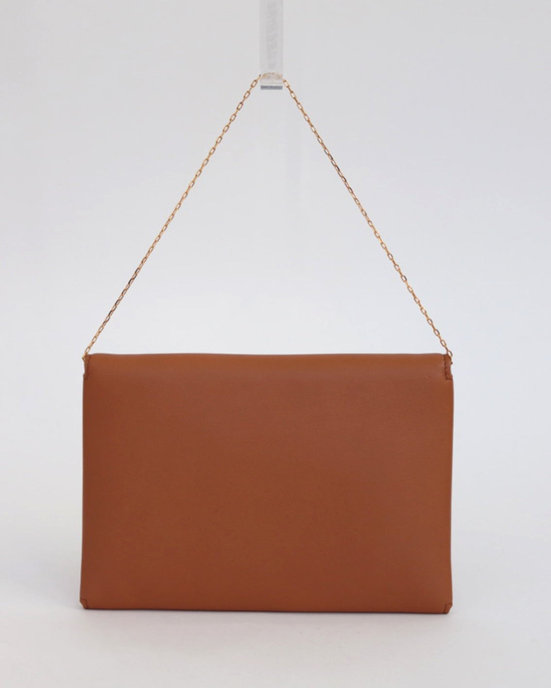 ENVELOPE BAG IN CARAMEL LEATHER WITH CHAIN STRAP